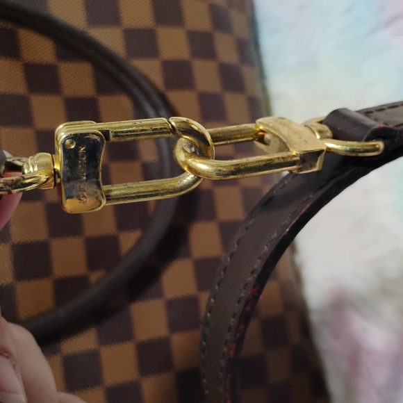 ON HOLD @cheriealyons Louis Vuitton Damier Ebene Rivoli MM W Strap (No Lock/Key) - Picture 8 of 16